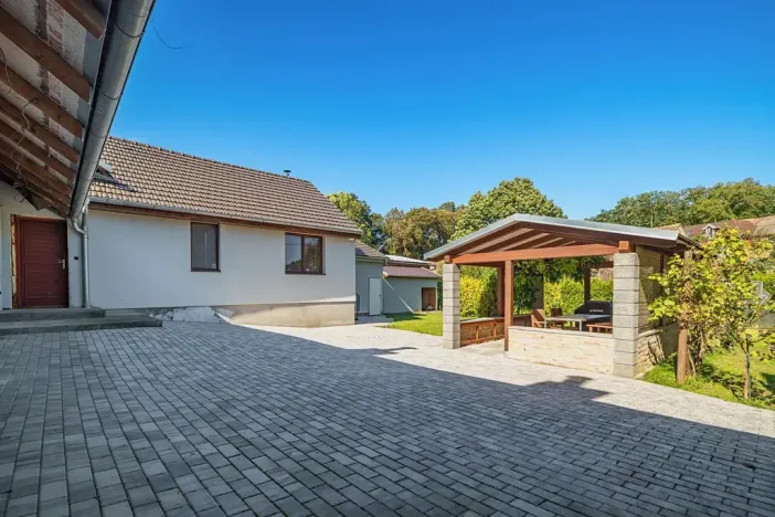 Prodej rodinného domu, Boleradice, 105 m2