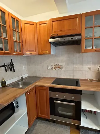 Prodej bytu 2+kk, Holubice, Za Dvorem, 45 m2