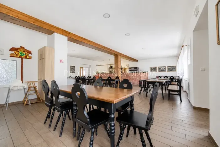Prodej ubytování, Dobšice, Lahoferova, 218 m2