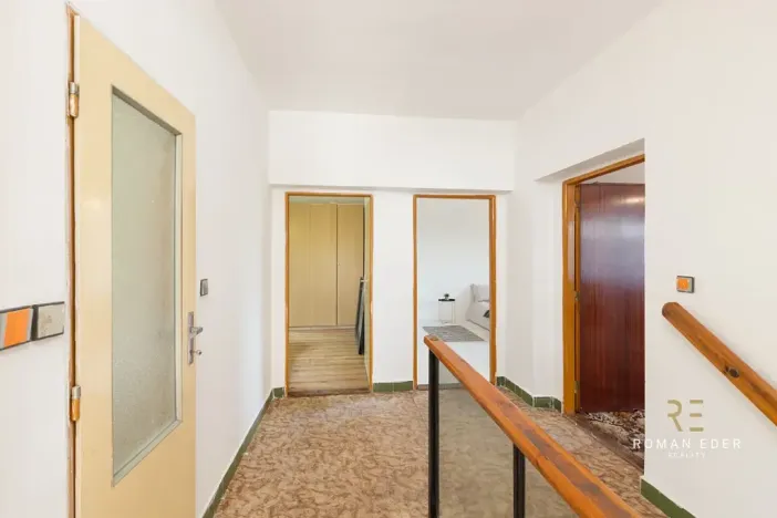 Prodej vícegeneračního domu, Praha - Záběhlice, Střemchová, 348 m2