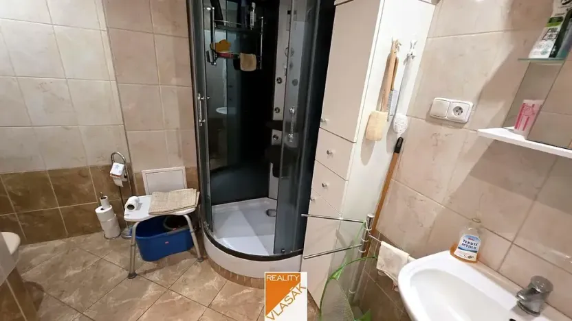 Prodej bytu 2+1, Kadaň, 1. máje, 68 m2
