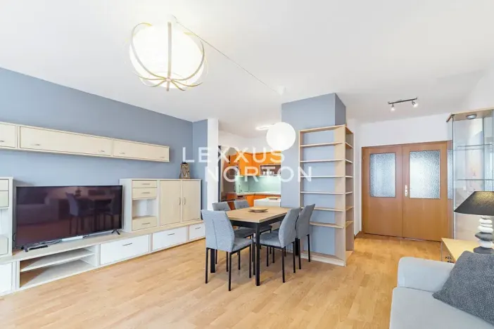 Pronájem bytu 3+kk, Praha - Libeň, Nad Okrouhlíkem, 102 m2