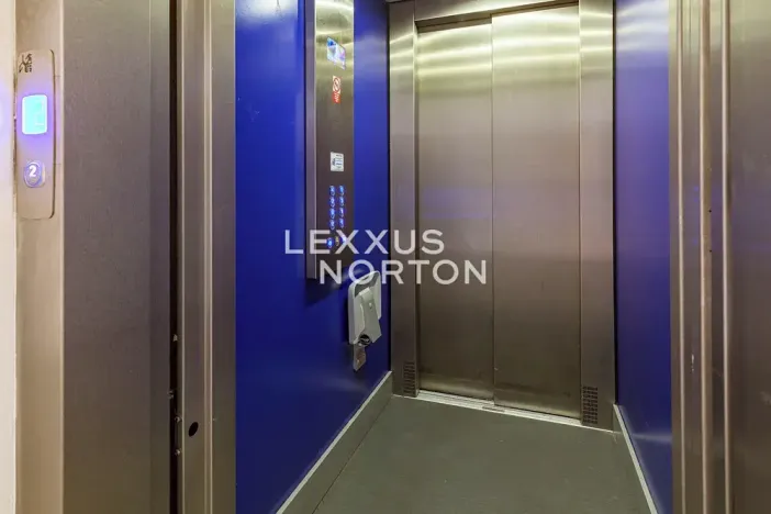 Pronájem bytu 3+kk, Praha - Libeň, Nad Okrouhlíkem, 102 m2