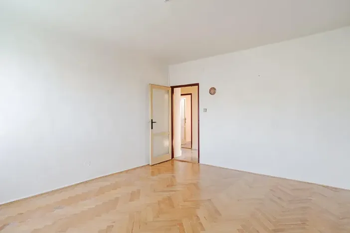 Prodej bytu 2+1, Nové Hrady, 75 m2