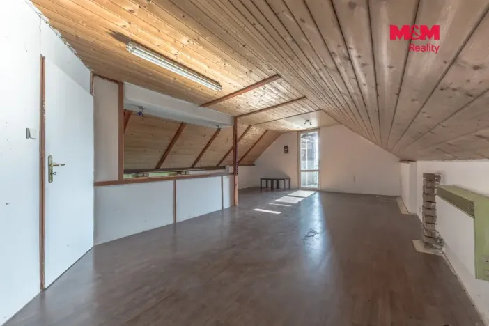 Prodej rodinného domu, Neratovice - Mlékojedy, Hlavní, 144 m2