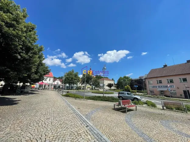 Prodej pozemku pro bydlení, Dobrovice, Na Spravedlnosti, 1090 m2