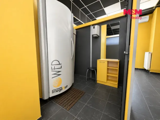 Pronájem obchodního prostoru, Orlová - Lutyně, Masarykova třída, 222 m2