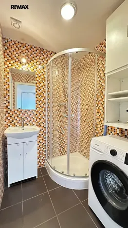 Pronájem bytu 1+kk, Kladno, Francouzská, 40 m2