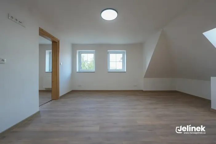 Prodej bytu 4+1, Polička, E. Beneše, 117 m2