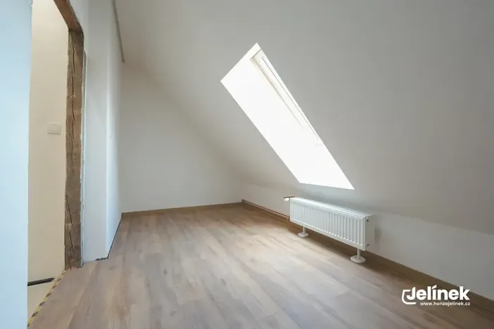 Prodej bytu 4+1, Polička, E. Beneše, 117 m2