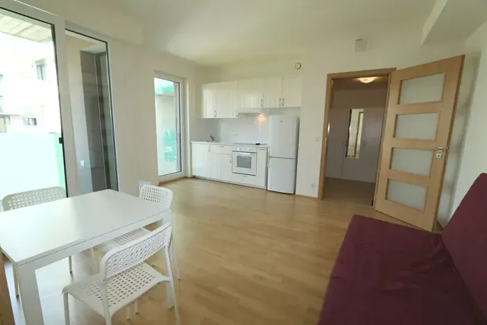 Pronájem bytu 2+kk, Praha - Stodůlky, Petržílkova, 44 m2