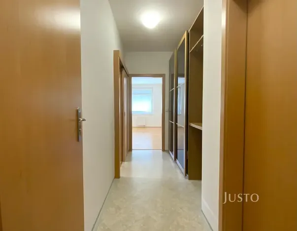 Prodej bytu 1+kk, Praha - Libeň, Nad Okrouhlíkem, 46 m2