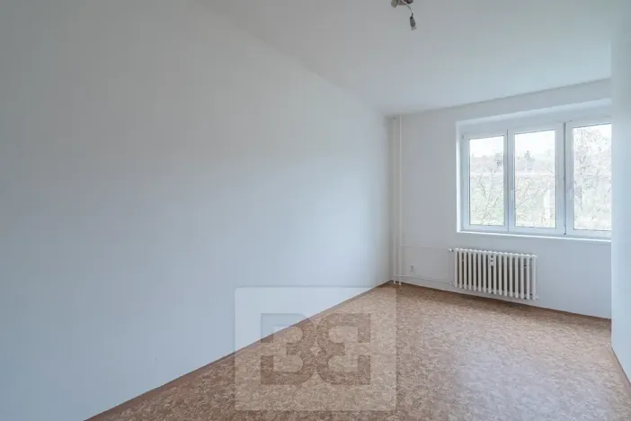 Pronájem bytu 1+kk, Praha - Vysočany, Podnádražní, 30 m2