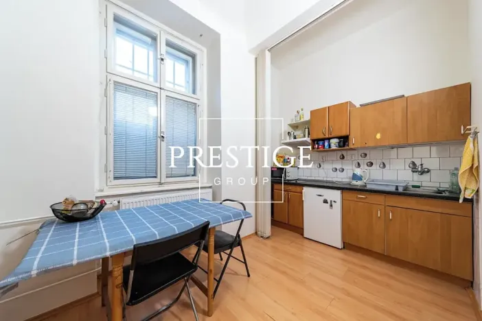 Pronájem bytu 1+1, Praha - Vinohrady, Šafaříkova, 39 m2
