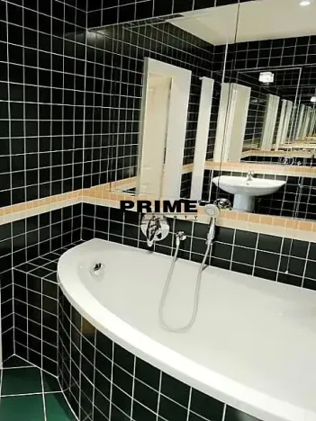 Pronájem bytu 3+kk, Praha - Smíchov, Janáčkovo nábřeží, 83 m2