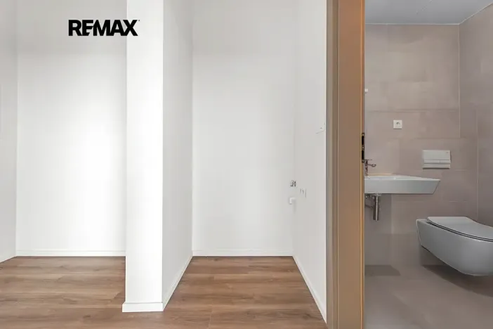 Prodej bytu 2+kk, Praha - Černý Most, Arnošta Valenty, 49 m2