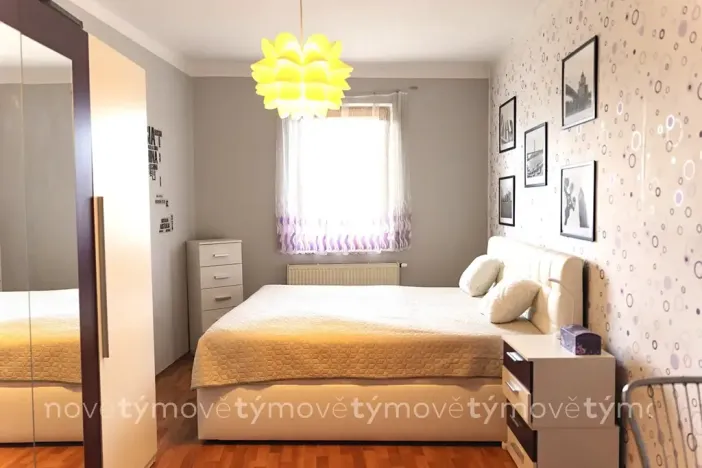Prodej rodinného domu, Přelouč, Pražská, 225 m2