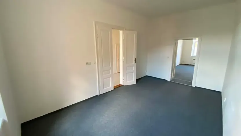 Pronájem bytu 4+1, Brno, Ptašínského, 100 m2
