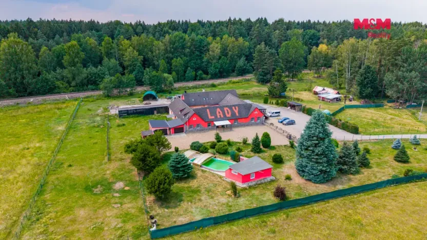 Prodej rodinného domu, Nová Ves nad Lužnicí, 829 m2