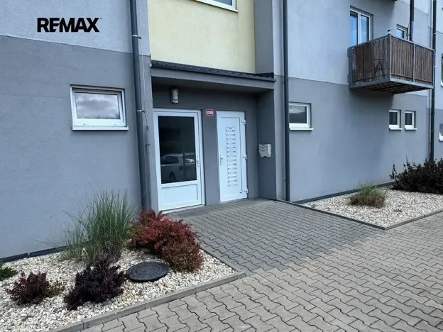 Pronájem bytu 2+kk, Kladno, Generála Selnera, 41 m2