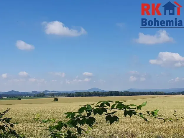 Prodej pozemku, Pertoltice pod Ralskem, 49299 m2