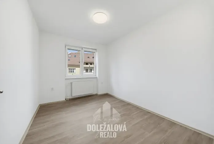Pronájem bytu 3+1, Jihlava, Na Vyhlídce, 71 m2
