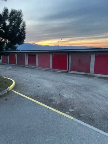 Prodej garáže, Mělník, Dolní, 18 m2