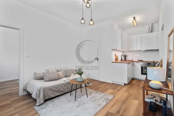 Prodej bytu 2+kk, Praha - Holešovice, Tusarova, 38 m2
