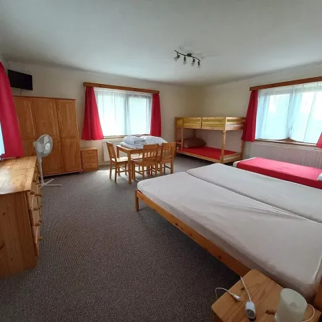 Pronájem rodinného domu, Pluhův Žďár, 160 m2