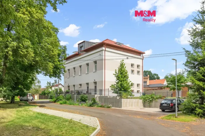 Prodej bytu 4+kk, Křížkový Újezdec - Čenětice, 158 m2