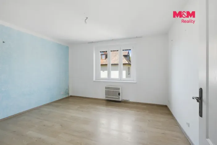 Prodej bytu 2+1, Louny, Jarošova, 50 m2