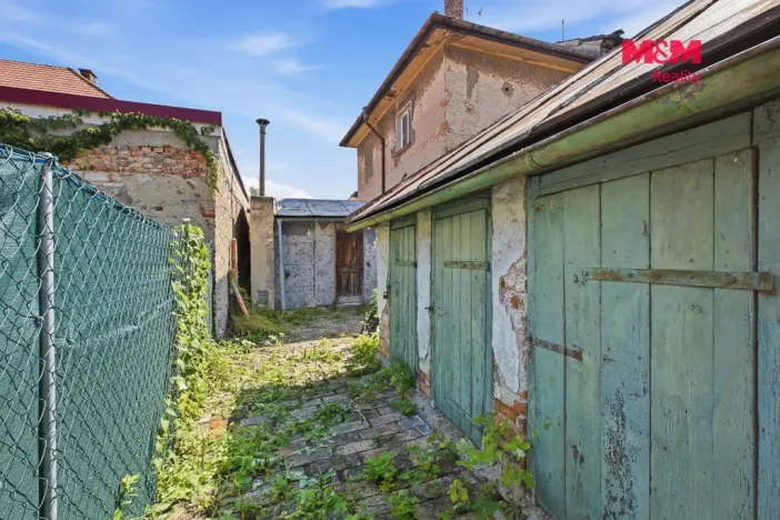 Prodej bytu 2+1, Louny, Jarošova, 50 m2
