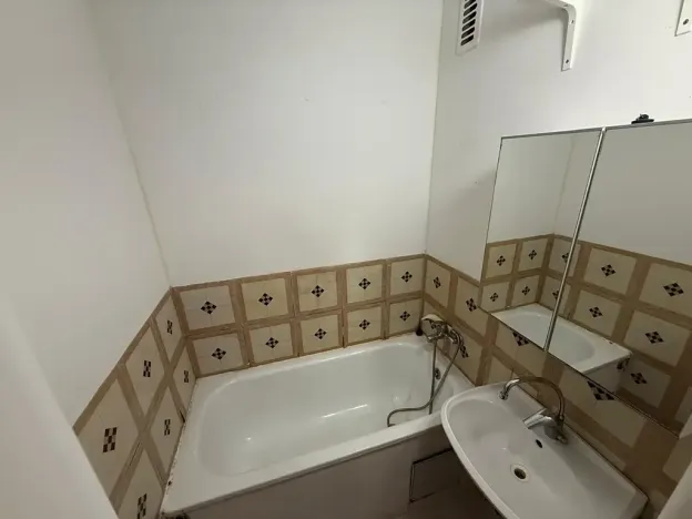 Prodej bytu 2+1, Praha - Záběhlice, Púchovská, 54 m2