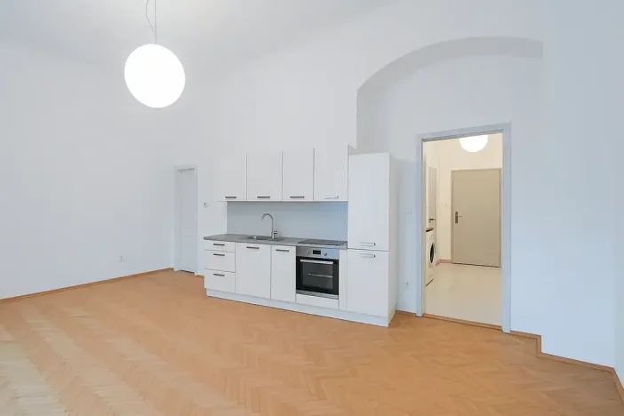 Pronájem bytu 2+kk, Praha, Křižíkova, 59 m2