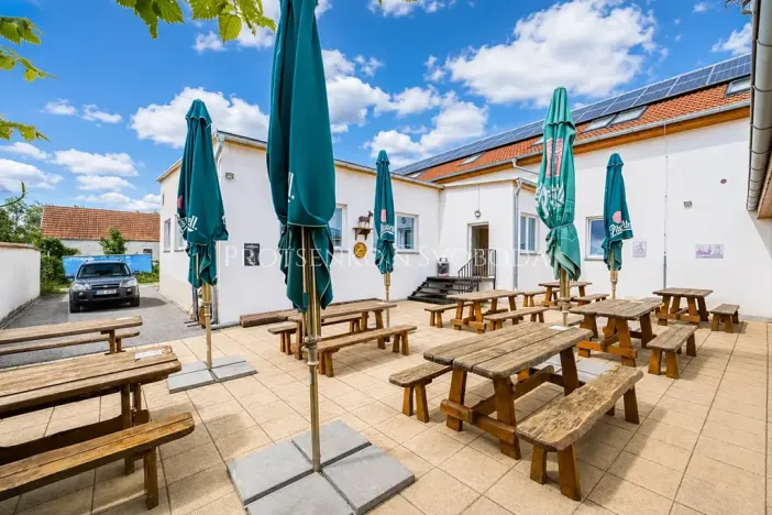 Prodej restaurace, Dobšice, Lahoferova, 218 m2