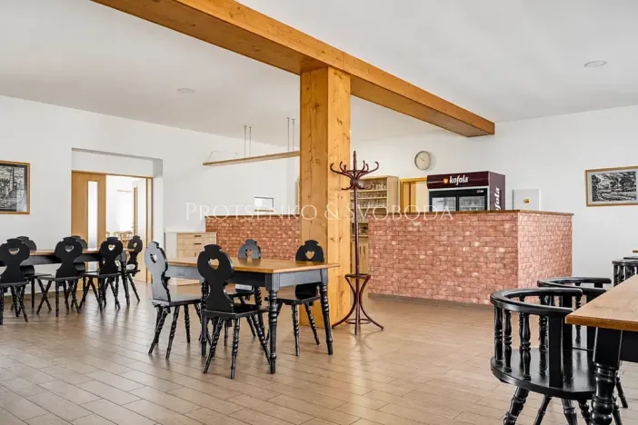 Prodej ubytování, Dobšice, Lahoferova, 218 m2