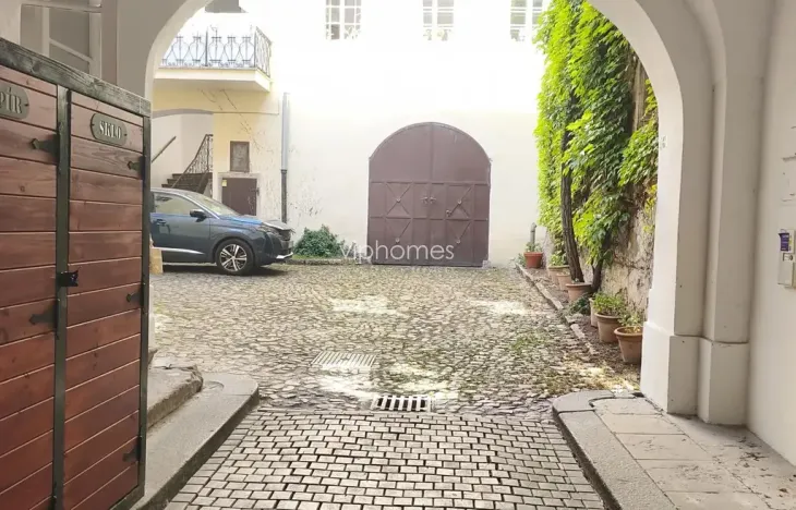 Pronájem bytu 2+1, Praha - Malá Strana, Sněmovní, 85 m2