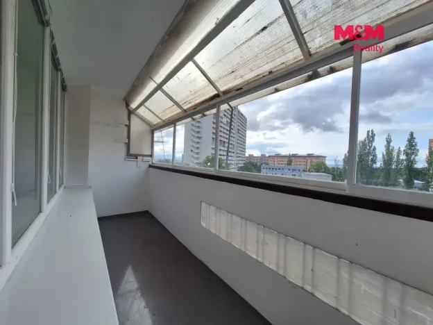 Pronájem bytu 1+kk, Chomutov, Březenecká, 30 m2
