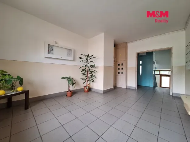 Pronájem bytu 1+1, Chomutov, 17. listopadu, 36 m2