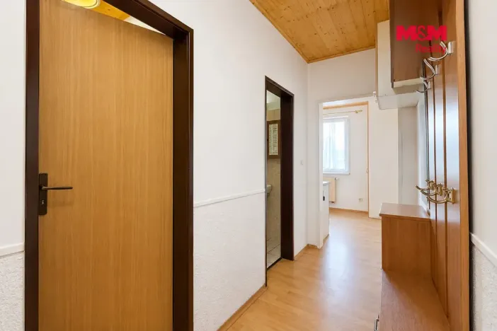 Pronájem bytu 1+1, Nová Role, U Plynárny, 38 m2
