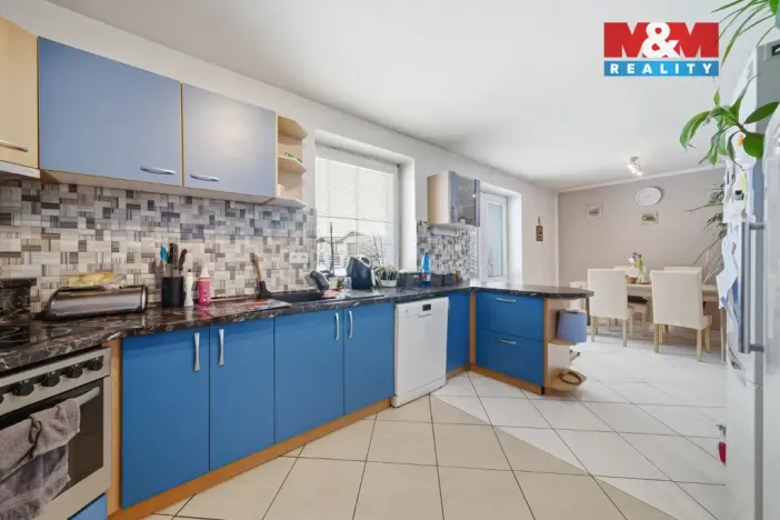 Prodej rodinného domu, Cerekvice nad Loučnou, 302 m2