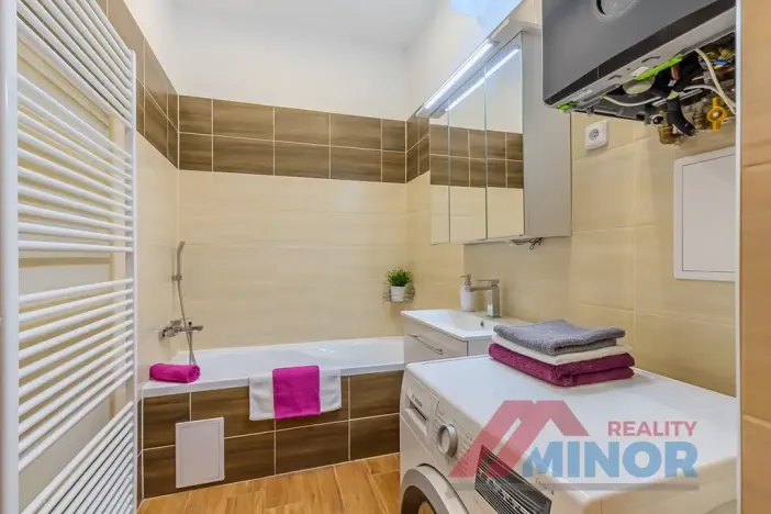 Prodej bytu 3+1, Slaný, Ouvalova, 94 m2