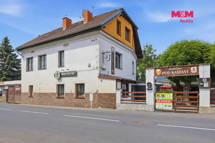 Prodej restaurace, Velké Žernoseky, 438 m2