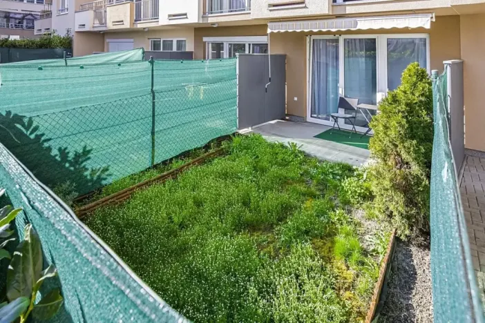 Prodej bytu 1+kk, Praha - Horní Měcholupy, Mantovská, 40 m2