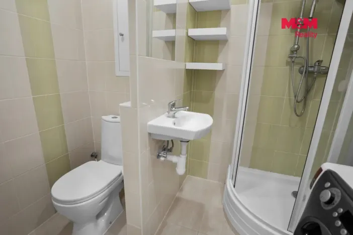 Prodej bytu 1+kk, Kladno - Kročehlavy, V Bažantnici, 26 m2