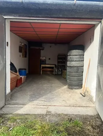 Pronájem garáže, Kroměříž, Moravská, 19 m2