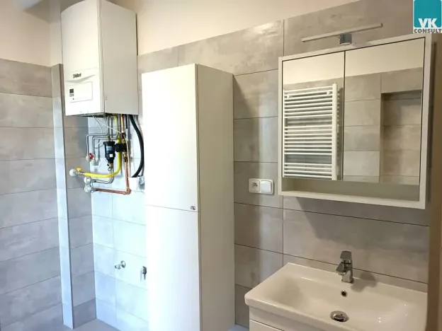 Pronájem bytu 2+kk, Sebranice, 74 m2