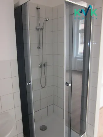 Pronájem bytu 1+kk, Karlovy Vary, Krále Jiřího, 22 m2