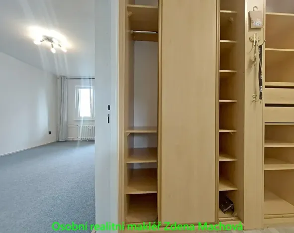 Pronájem bytu 2+1, Praha - Malešice, Káranská, 56 m2