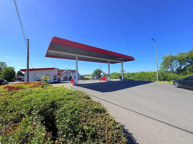 Prodej obchodního prostoru, Kly, 45 m2